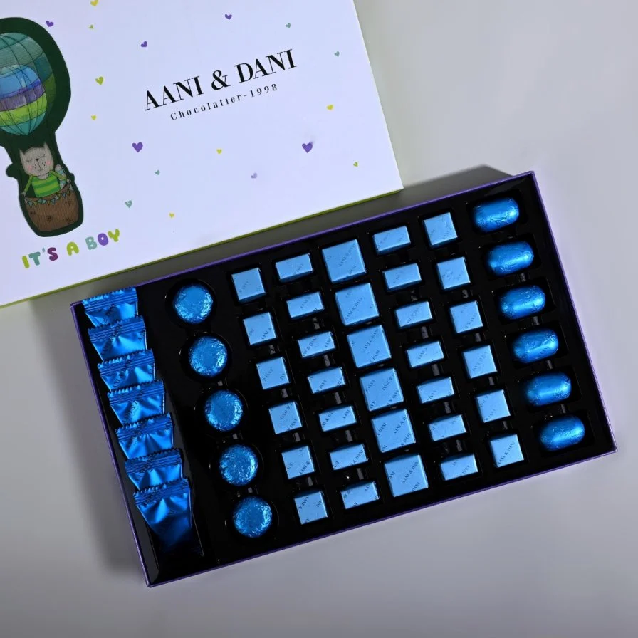 بوكس شوكولا مواليد مشكل أزرق | آني و داني