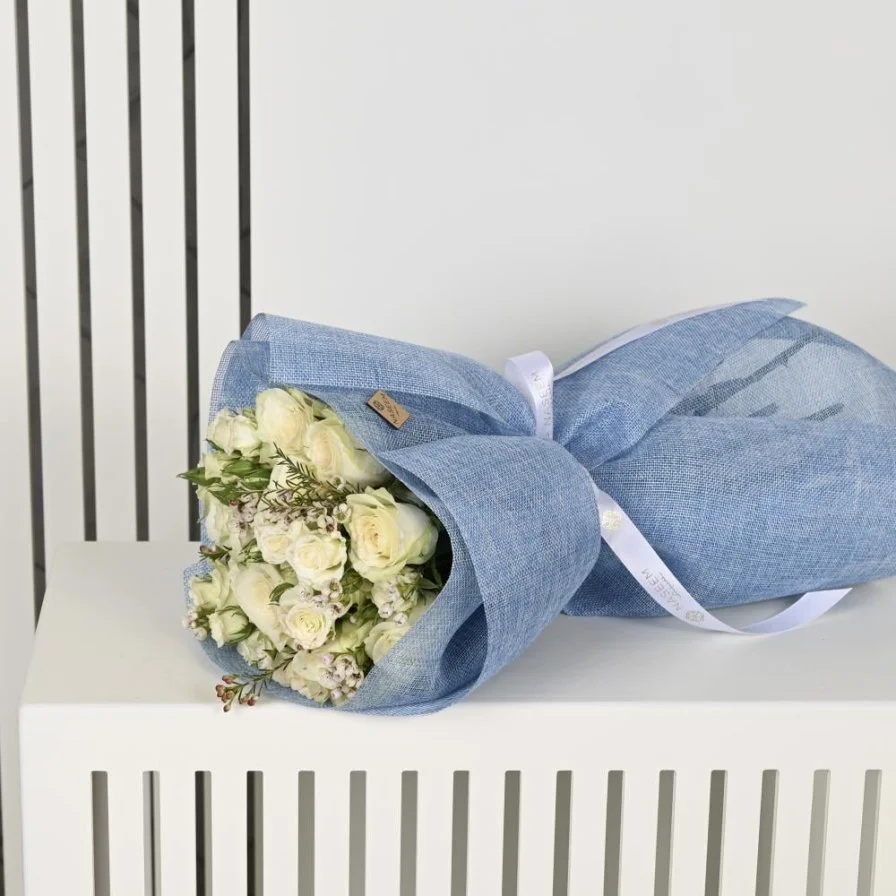 Calm roses bouquet