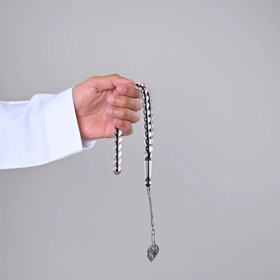 سبحة بكلايت شفاف بخيط اسود | طربزونة فضة من لباب