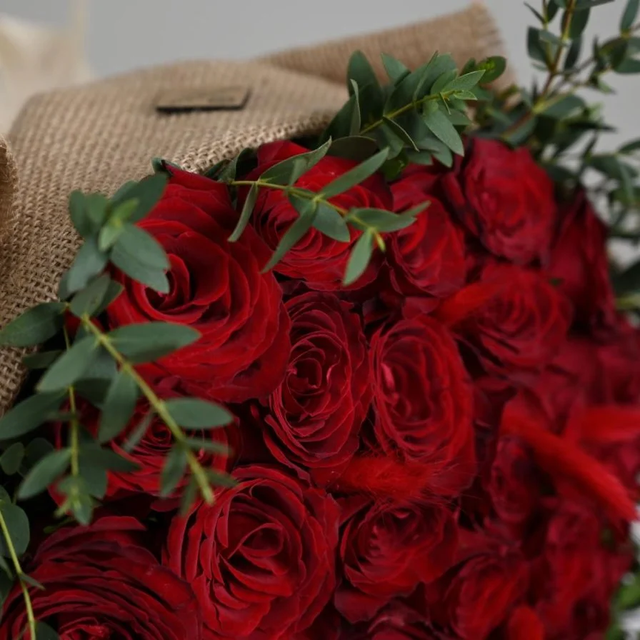 باقة الياقوت الأحمر