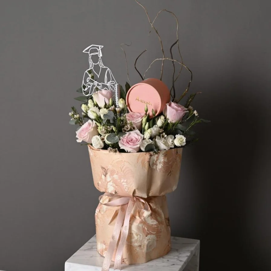 Graduation bouquet with pink Anoush chocolate