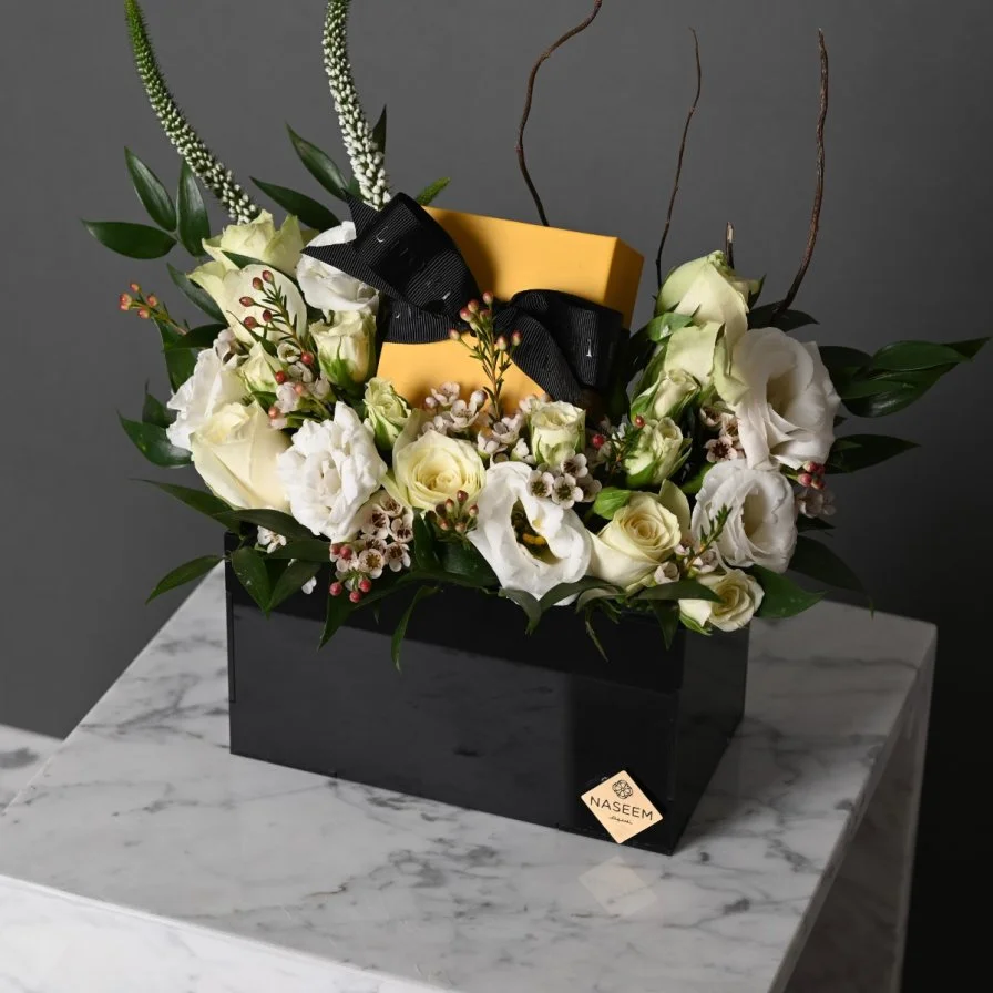 Acrylic box with fluorite jewelry