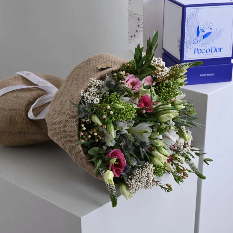 Happiness bouquet with Pocodor chocolate
