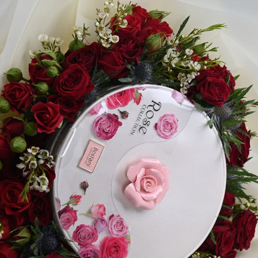 باقة بستاني روز مع ورد أحمر