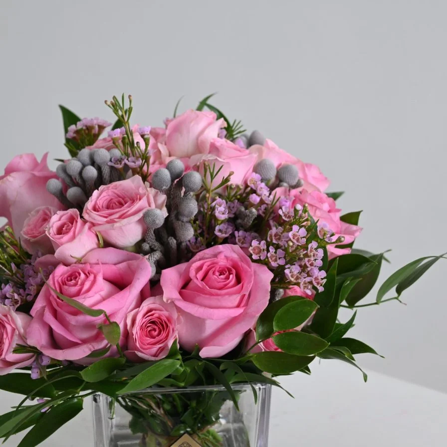 Pink flowers subscription