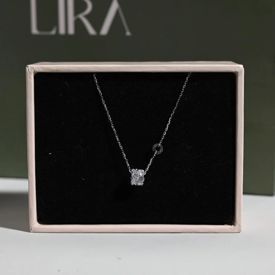 عقد حلقة زركون أبيض | مجوهرات ليرا