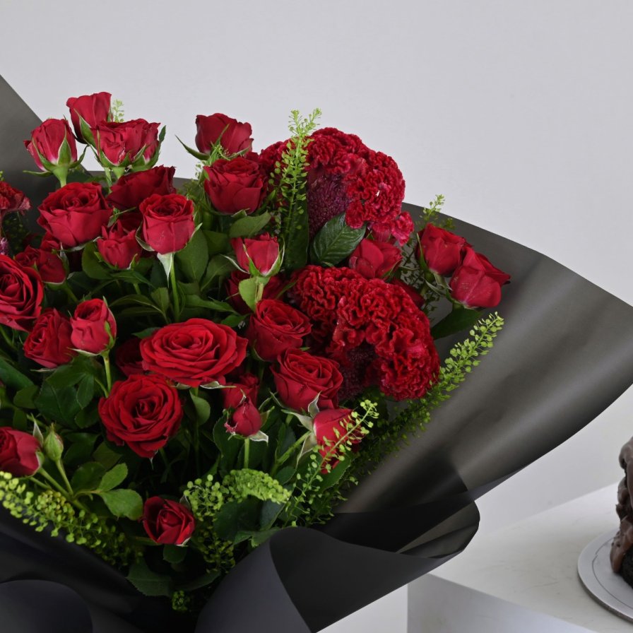 كيكة النوتيلا من لافيفيان 2026 | مع باقة ورد حمراء