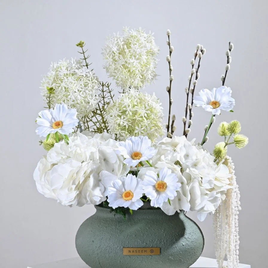 فازة ورد صناعي | فخامة الأيبض