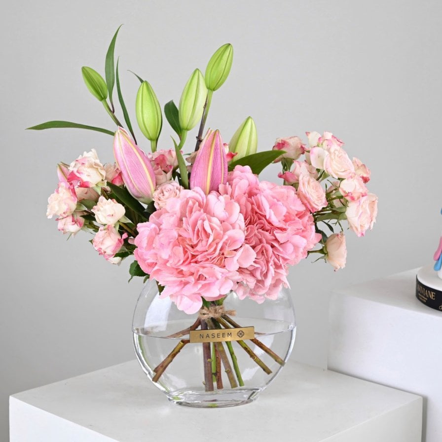 مجموعة تحديد جنس المولود Boy or Girl | فازة بينك هايدرنجا مع كيك