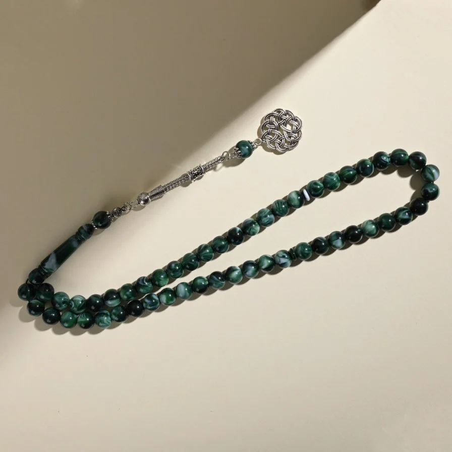 Luxury Rose Gift | With a Rosary from Lubab