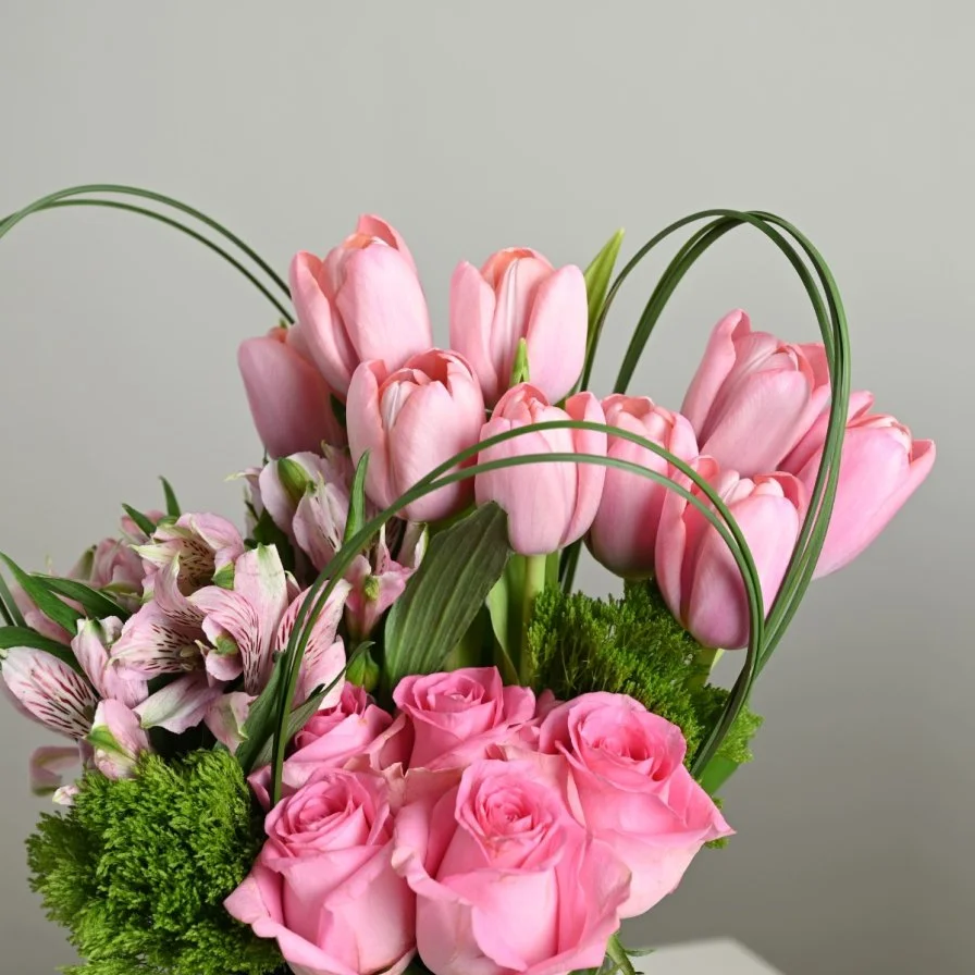 فازة التوليب الوردي