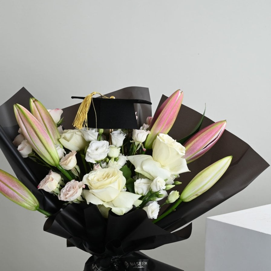 باقة زهور الليلي و الجوري للتخرج