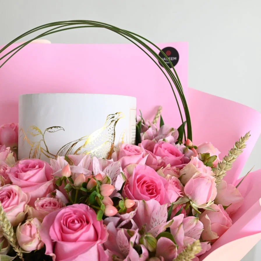 Anoush bouquet with pink roses