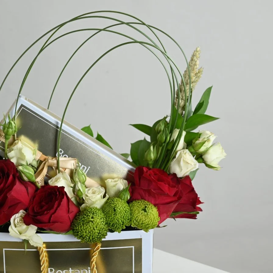Bag and Bostani chocolate with natural roses 2