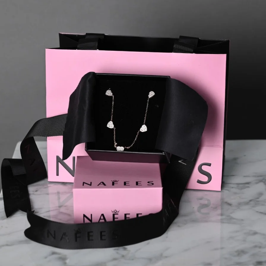 سلسال القلوب | نفيس