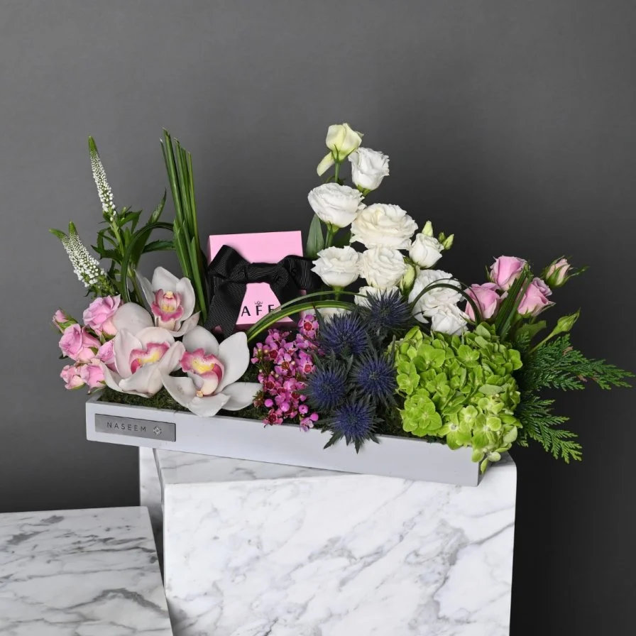 هدية مجوهرات نفيس