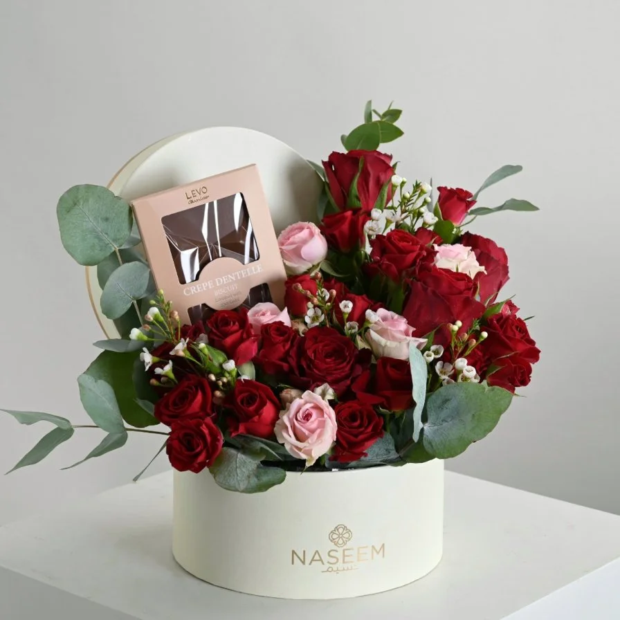 ليفو بار مع ورد أحمر