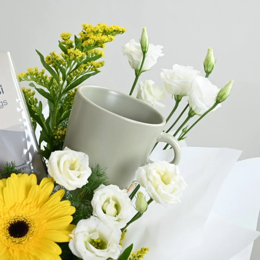 Ronaq | Coffee and Flowers