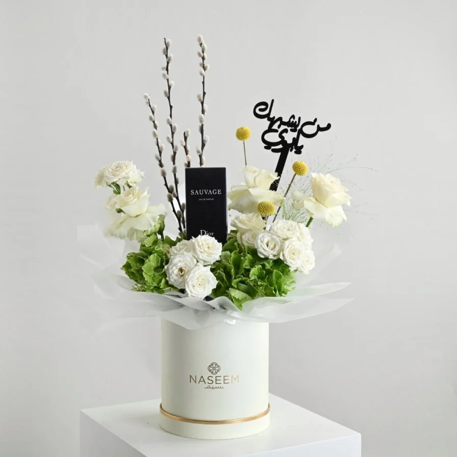 تنسيق ورد | مع عطر ديور سوفاج رجالي