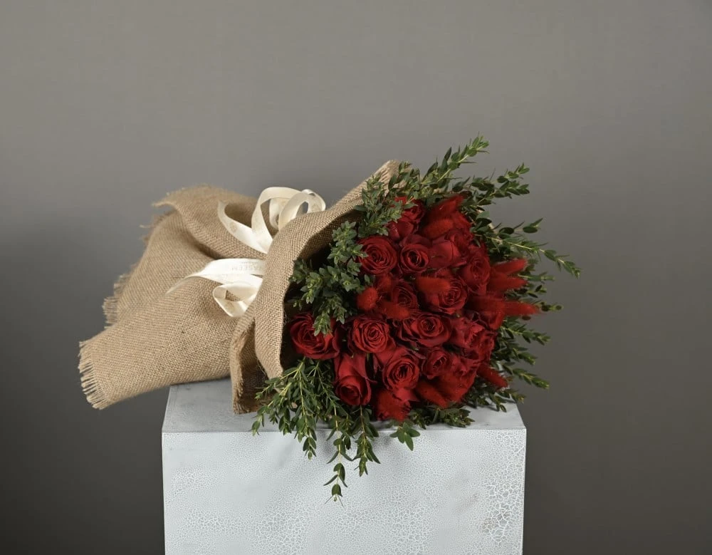 Ruby Red Package with Annie & Danny Red Velvet Cake Medium
