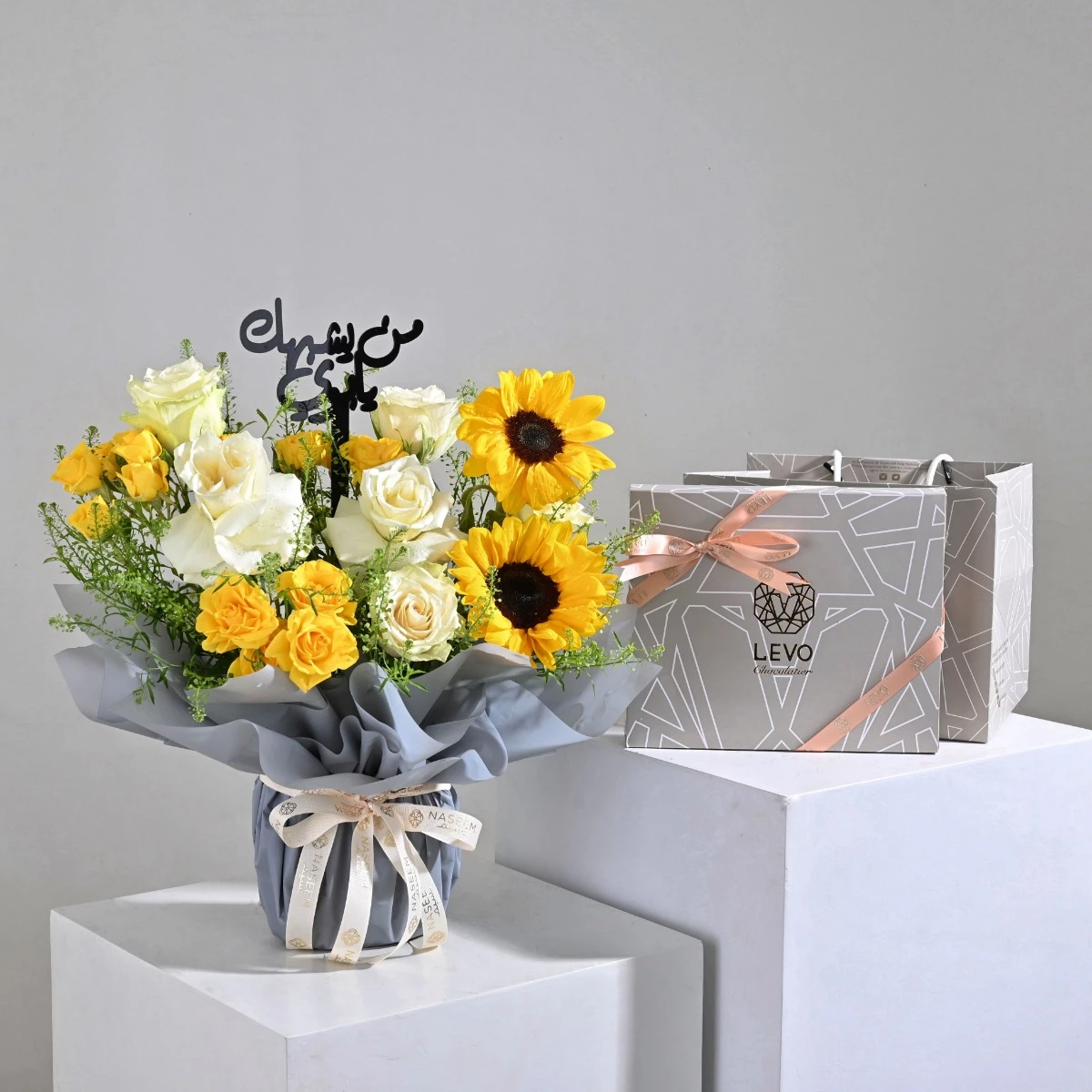 Father’s Gifts | Chocolate with Flower Bouquet