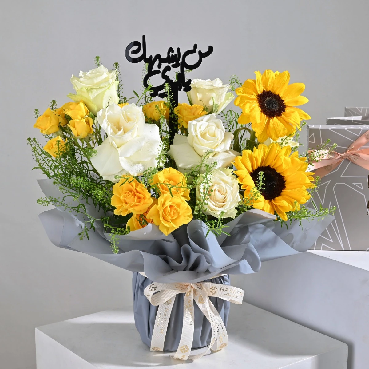 Father’s Gifts | Chocolate with Flower Bouquet