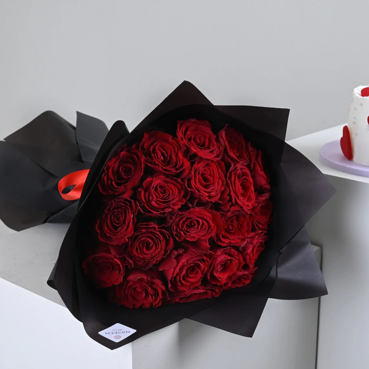 Red Rose Bouquet | with Valentine Heartful Cake by Aani & Dani